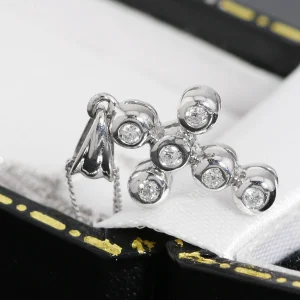 Złota zawieszka z diamentami 0.10ct na łańcuszku 45cm białe złoto 9K